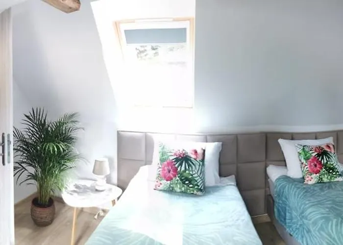 Apartament Under The Hill 3 *