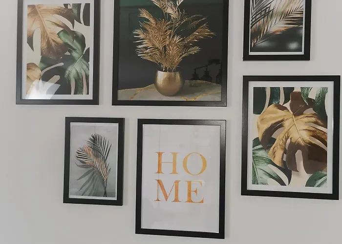 Apartament Under The Hill 3 *